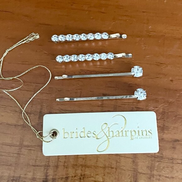 "brides & hairpins" Brand , 2 pair, Gold tone & Crystal hair pins, Original box - Picture 1 of 5